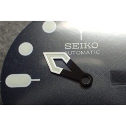 THE . FINAL . FANTASY . ONE - WHITE + BLACK - SEIKO HOUR HAND NTH-H-01-W