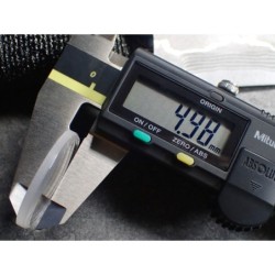 THE . FIVE . ONE - BLUE-DOUBLE DOMED 5mm SWISS SAPPHIRE FOR SEIKO SKX007 7S26-020,028..S-5-DD-B