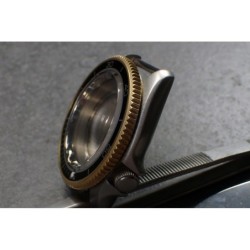 THE-S.COIN.90.ONE GOLD CUSTOM BEZEL F.SEIKO SKX007 7S26-0200 DX.S-20-G