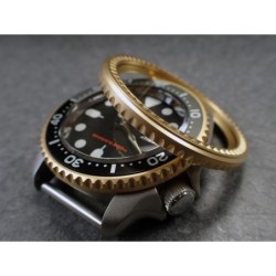 THE-DEEP-SEA-ONE MATTE GOLD CUSTOM BEZEL F.SEIKO SKX007 7S26-020O DX-14-G