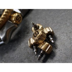 THE- S.ONE GOLD CUSTOM CROWN F.SEIKO SKX007 7S26-0200 CR-01-G