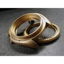 THE-200-ONE MAT GOLD 200 meters SKX SPARE CASE C-01-GG