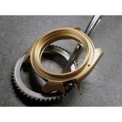 THE-200-ONE MAT GOLD 200 meters SKX SPARE CASE C-01-GG