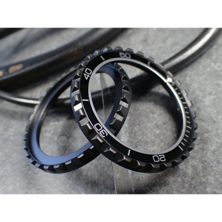 THE-DRACULA-ONE SATIN BLACK CUSTOM BEZEL F.SEIKO SKX007 7S26-020O DX-28-B