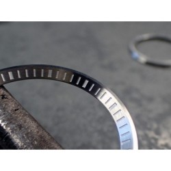 THE . HEAVY . METAL CNC BRUSHED INDEX CUSTOM ST.STEEL CHAPTER RING FOR NEW TURTLE SEIKO NTR-02-BRN