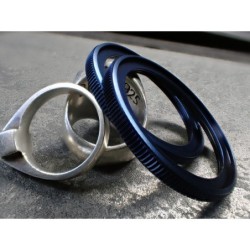 THE . SOFT.COIN .ONE - MARINE BLUE SATIN CUSTOM BEZEL F.SEIKO SKX007 7S26-0200 CASE DX-15-MB