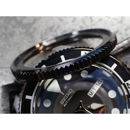 THE . S.COIN.90 .ONE - HIGH POLISHED GUNMETAL . CUSTOM BEZEL F.SEIKO SKX007 7S26-0200 CASE DX.S-20-GGP