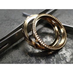 THE-S.LONG.SHARK.ONE  MK.II HIGH POLISHED GOLD CUSTOM BEZEL F.SEIKO SKX007 7S26-020O DX.S-7-SSG