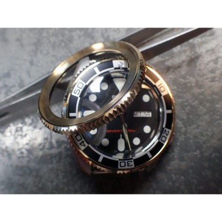 THE . S.COIN.90 .ONE - HIGH POLISHED GOLD . CUSTOM BEZEL F.SEIKO SKX007 7S26-0200 CASE DX.S-20-SSG