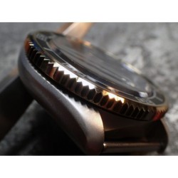 THE . S.COIN.90 .ONE - HIGH POLISHED GOLD . CUSTOM BEZEL F.SEIKO SKX007 7S26-0200 CASE DX.S-20-SSG