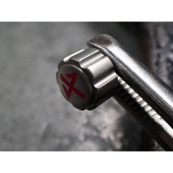 THE- OSC SATIN STAINLESS KRAFTWERK.ONE OSC CUSTOM CROWN F.SEIKO SKX007 7S26-0200 CR-03-STS